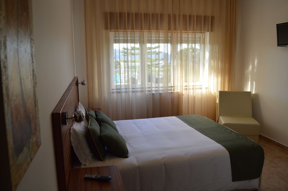 HOTEL LOURO 43/69