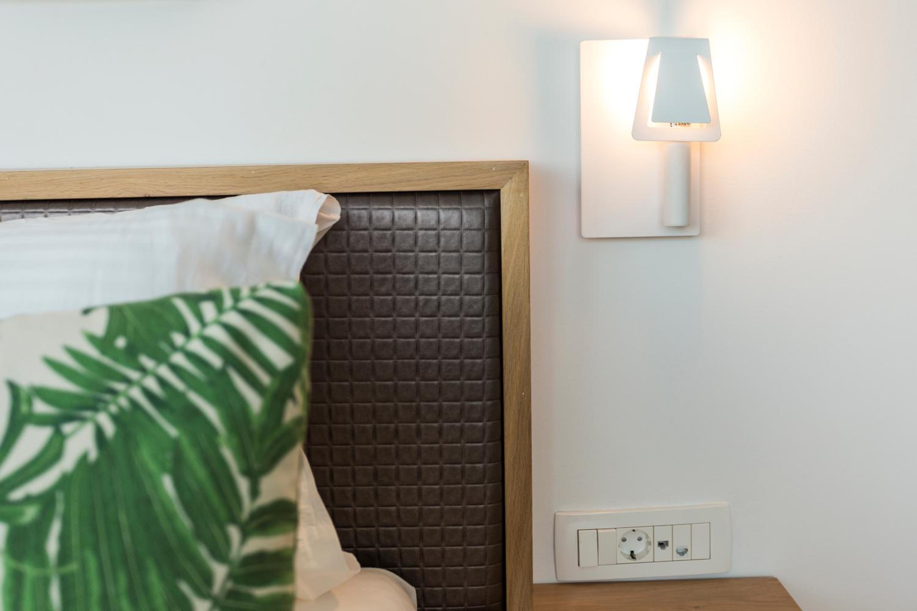 Kalamaki Luxury Suites 22/51