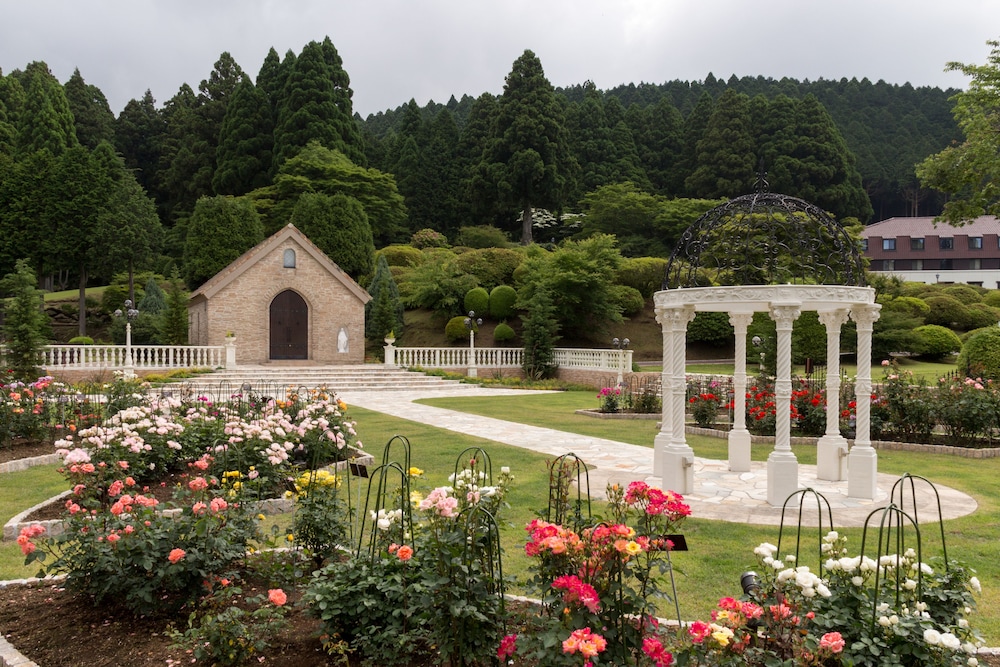 Hotel de Yama, Hakone Lakeside 61/66