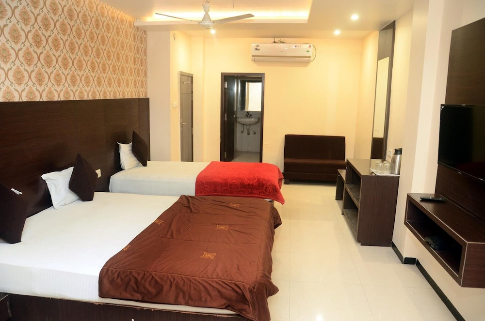 Hotel Shreeram 17/37