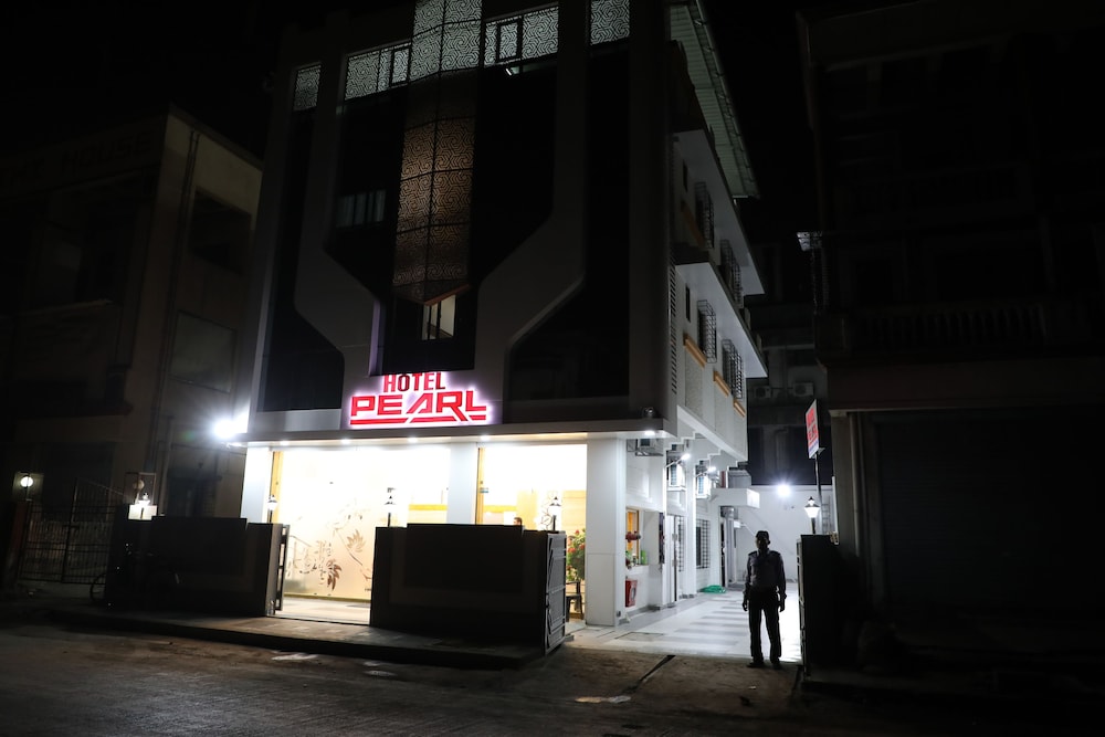 Hotel Pearl 4/50