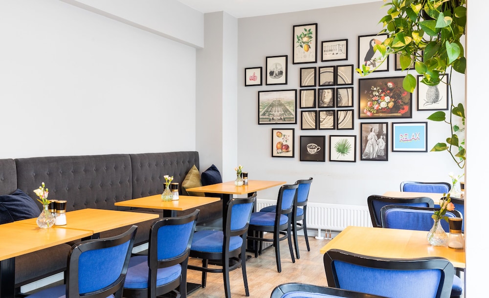 YORS Boutique Hotel 32/36