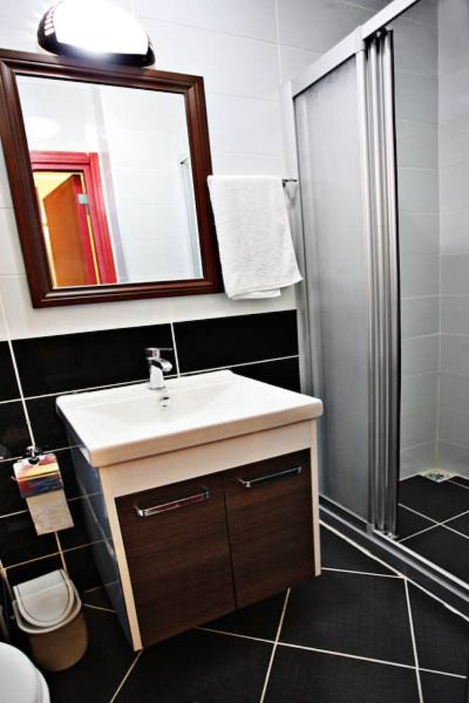 Taksim Palace Hotel 59/60
