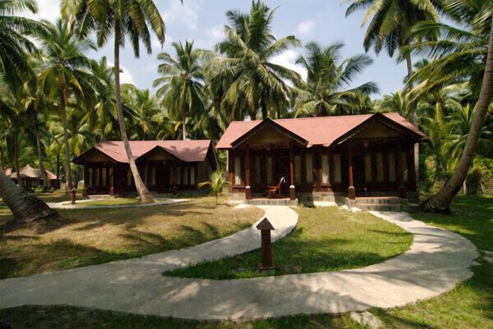 Silver Sand Beach Resort 37/50