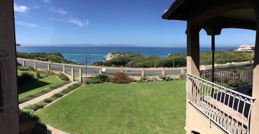 On the Cliff Guest House 42/50