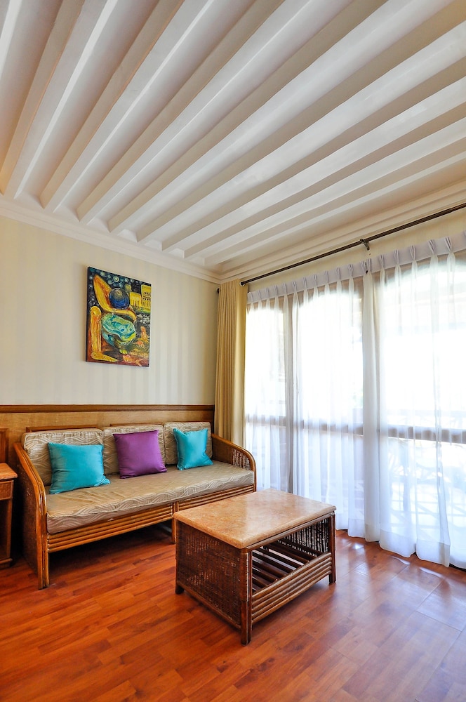 Red Coconut Beach Hotel 30/49