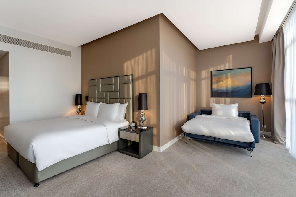 Radisson Dubai Damac Hills 11/47