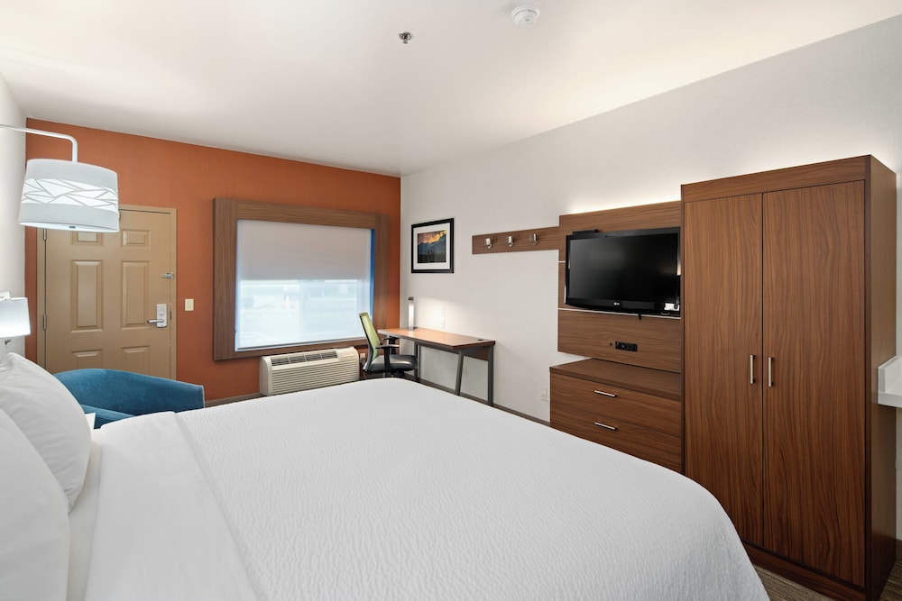 Standard, King Bed, Private Entrance