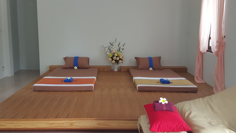 Jasmine Resort And Spa 25/35
