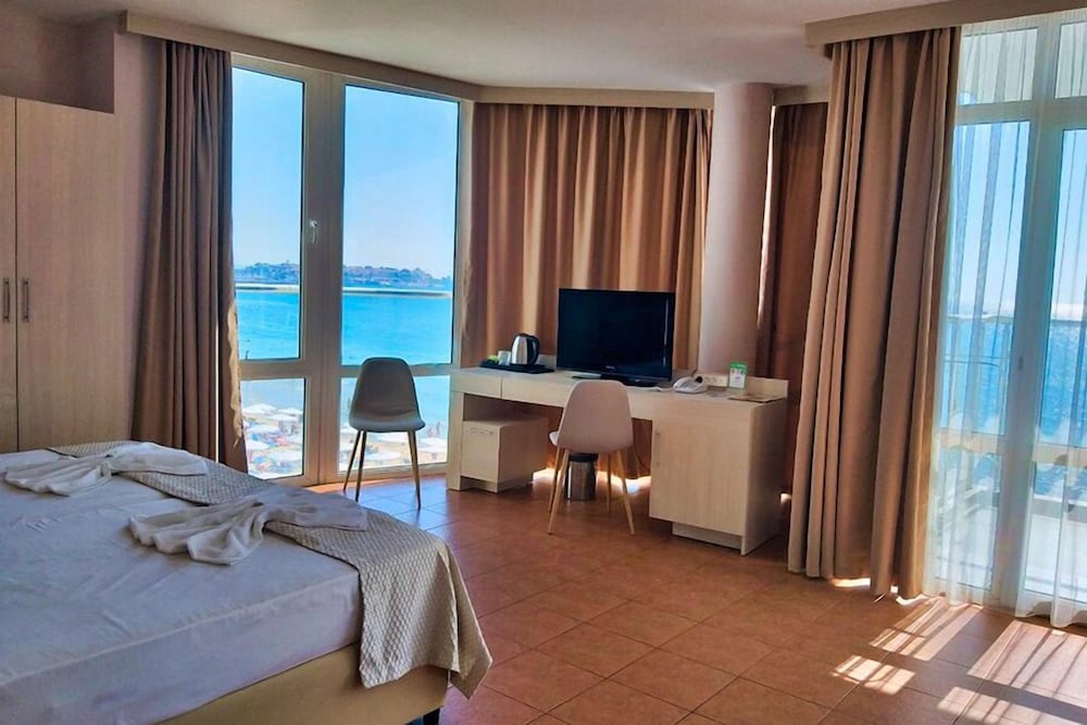 Aphrodite Hotel 22/73