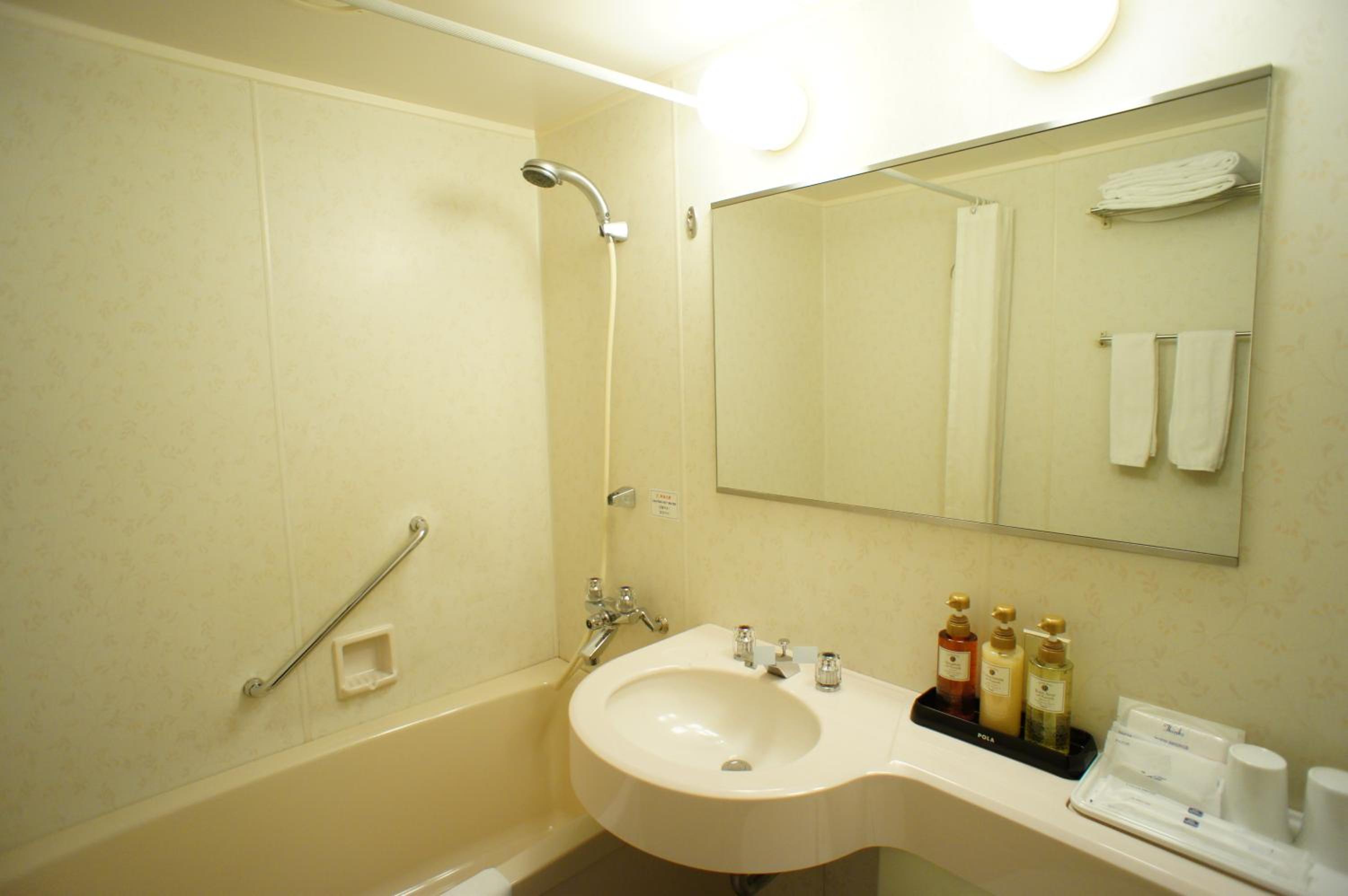 Hollywood, Twin Beds، Hiyori Hotel Osaka Suminoekoen Ekimae 2/3