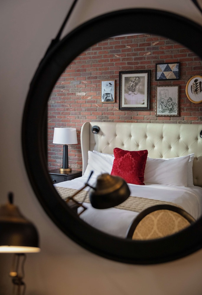 Foundry Hotel Asheville Curio Collection By Hilton 49/49
