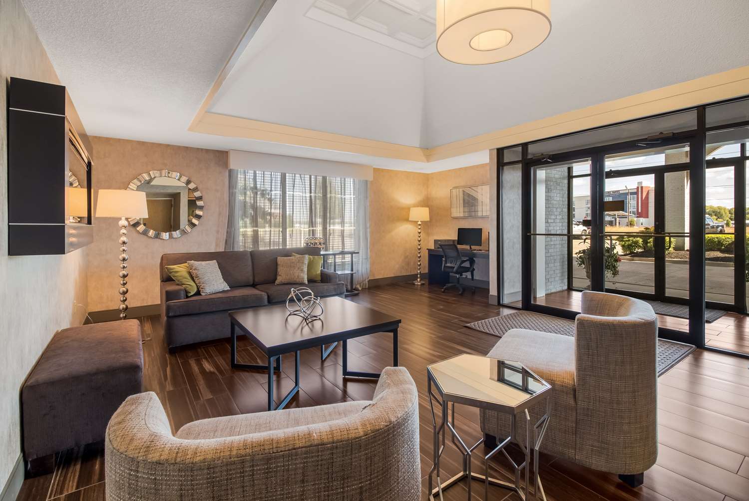 Best Western University Inn 6/18