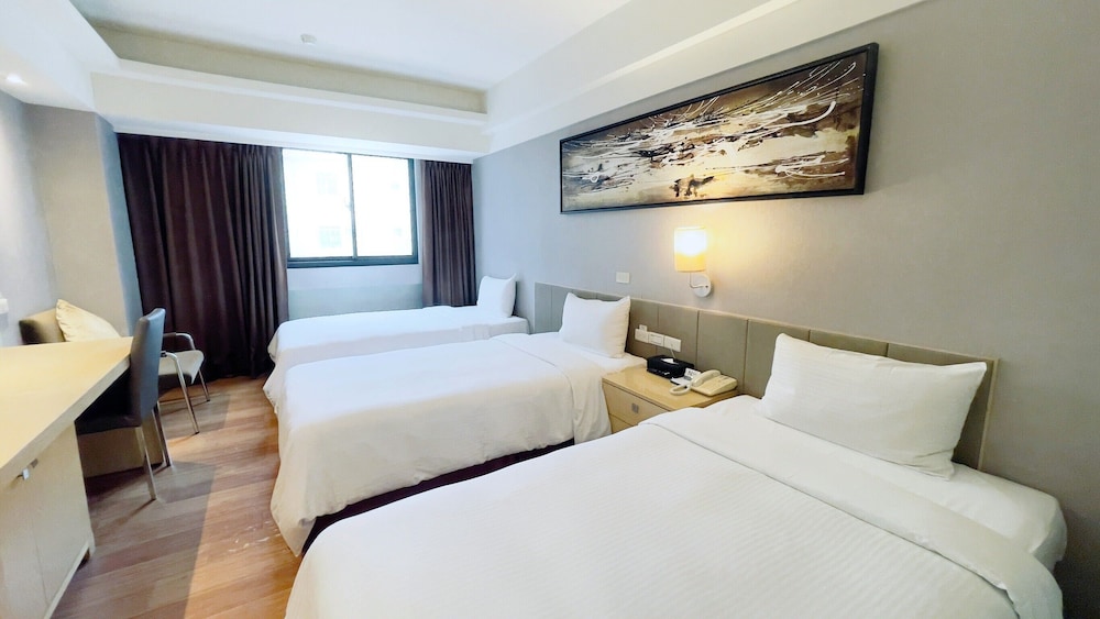 غرفة ثلاثية بثلاثة أسرّة، Delton Hotel 8/10