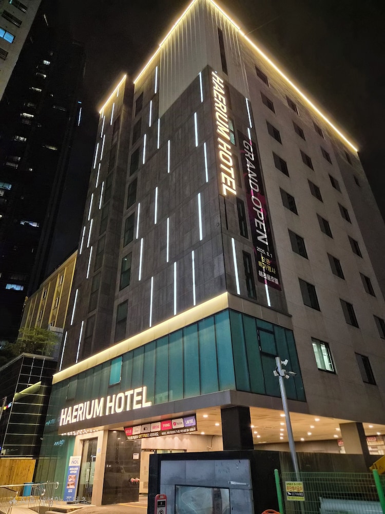 Hotel 109 2/73