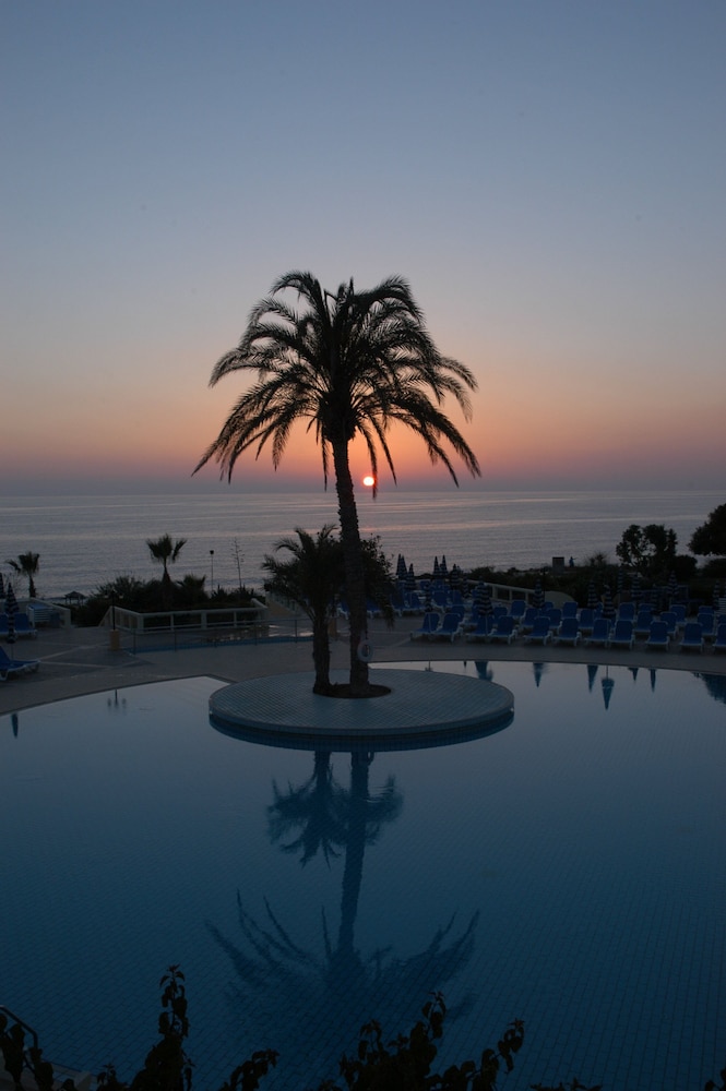 Leonardo Laura Beach and Splash Resort 45/51