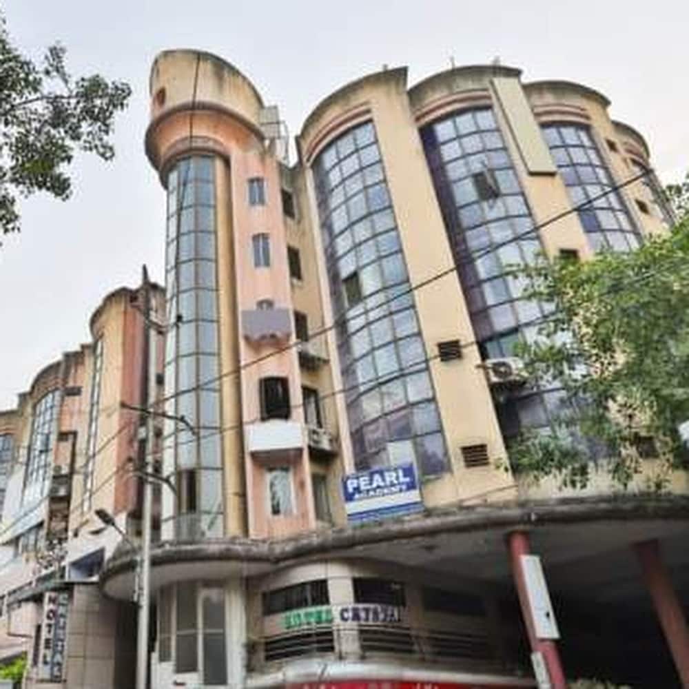 HOTEL AMBER 2/46