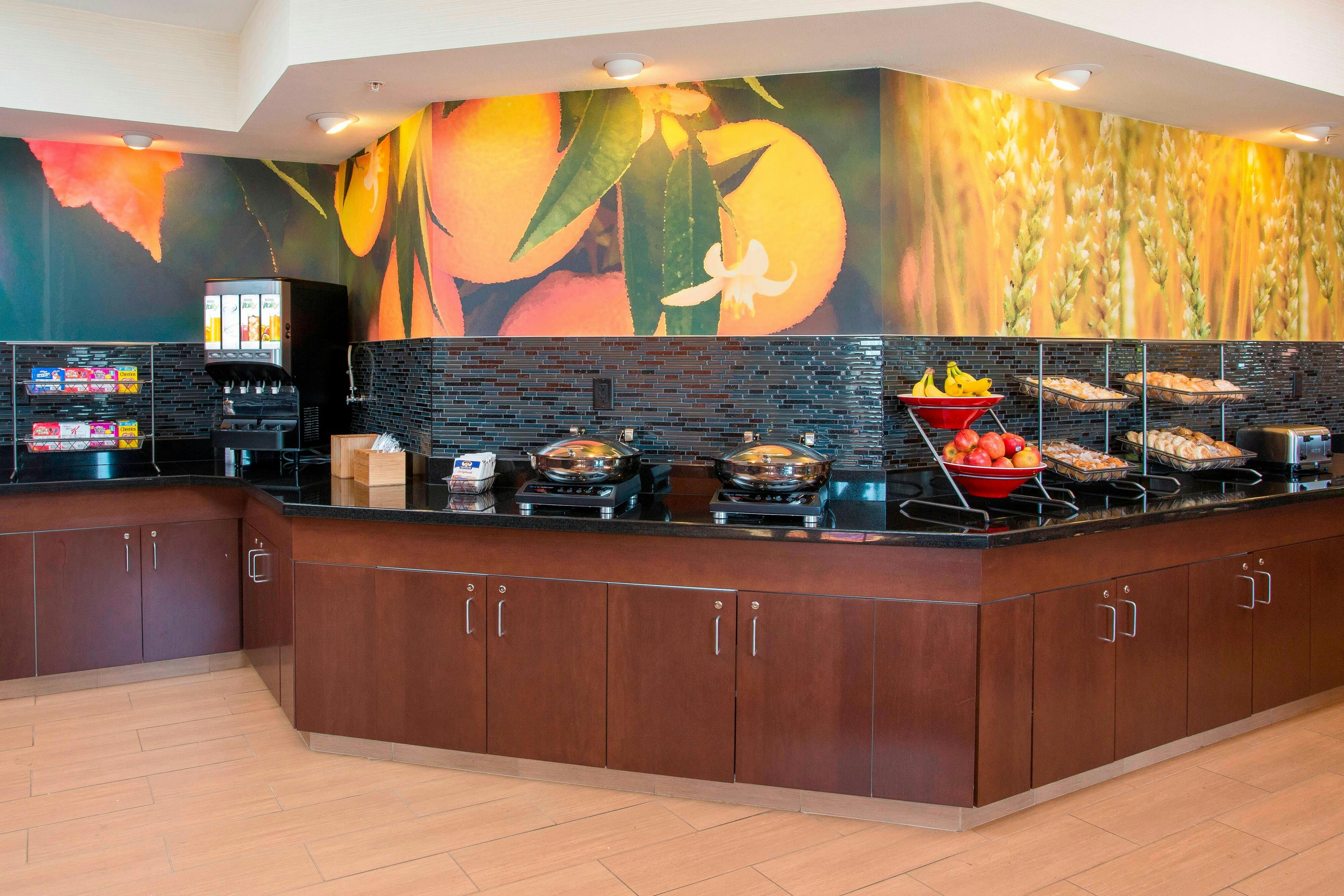 Fairfield Inn & Suites Peru 3/4