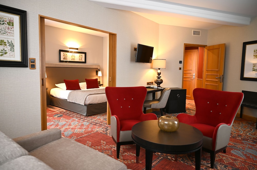 Le Rempart Hotel 18/30
