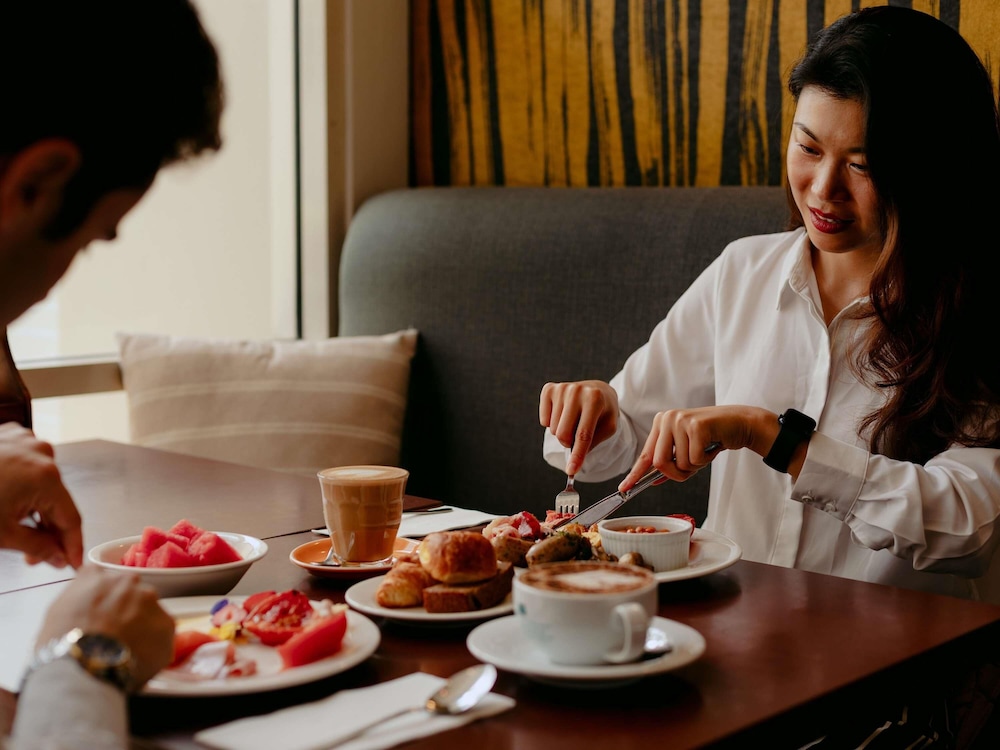 Mercure Sydney Parramatta 32/50