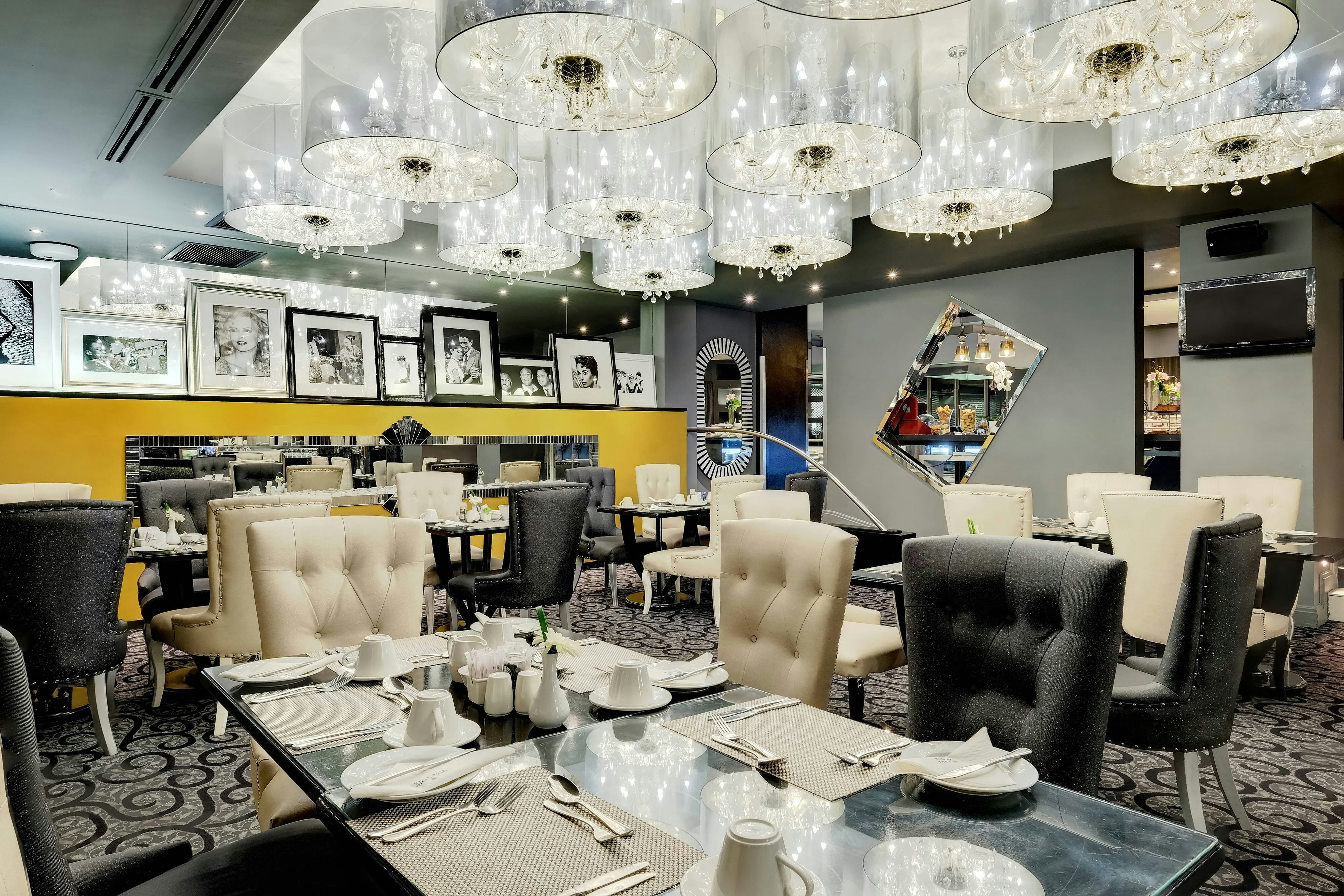 Protea Hotel Fire And Ice Johannesburg Melrose Arch 11/17