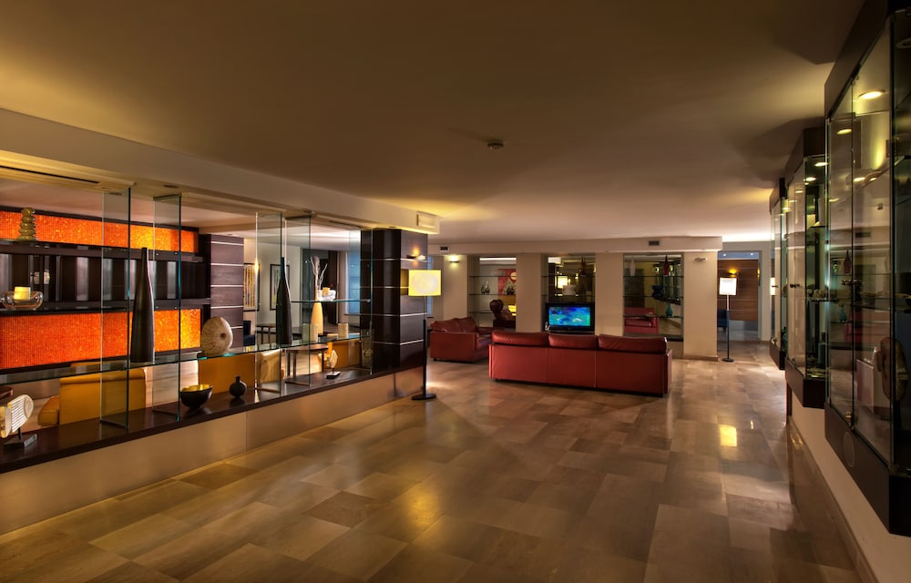 Virgilio Grand Hotel 2/30
