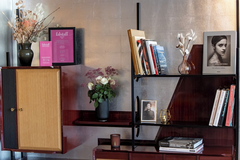 MUZE Hotel Dusseldorf - Handwritten Collection 4/49