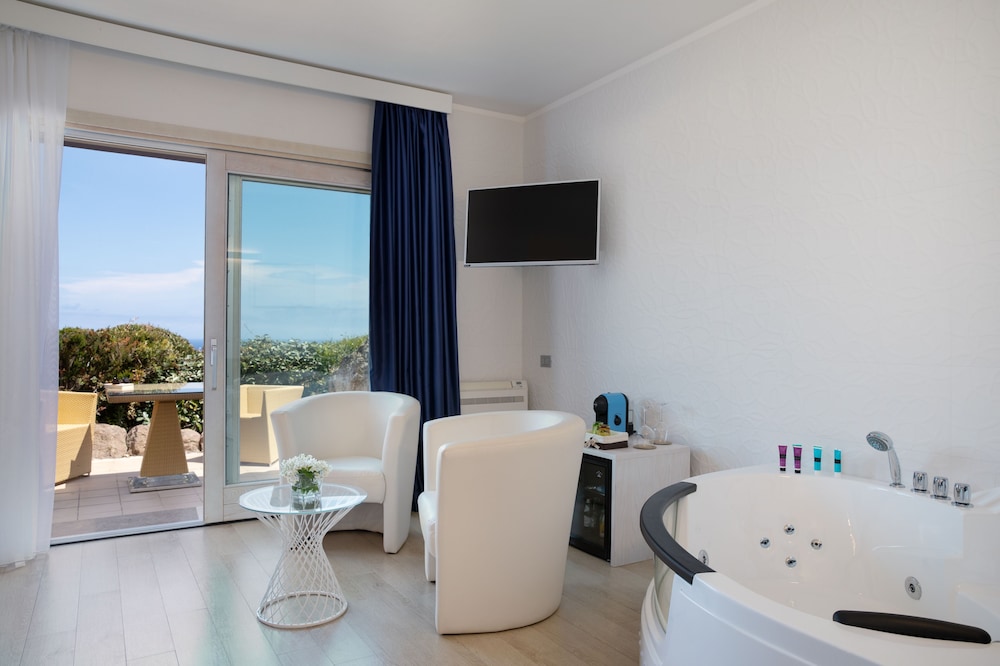 Bajaloglia Resort 38/39