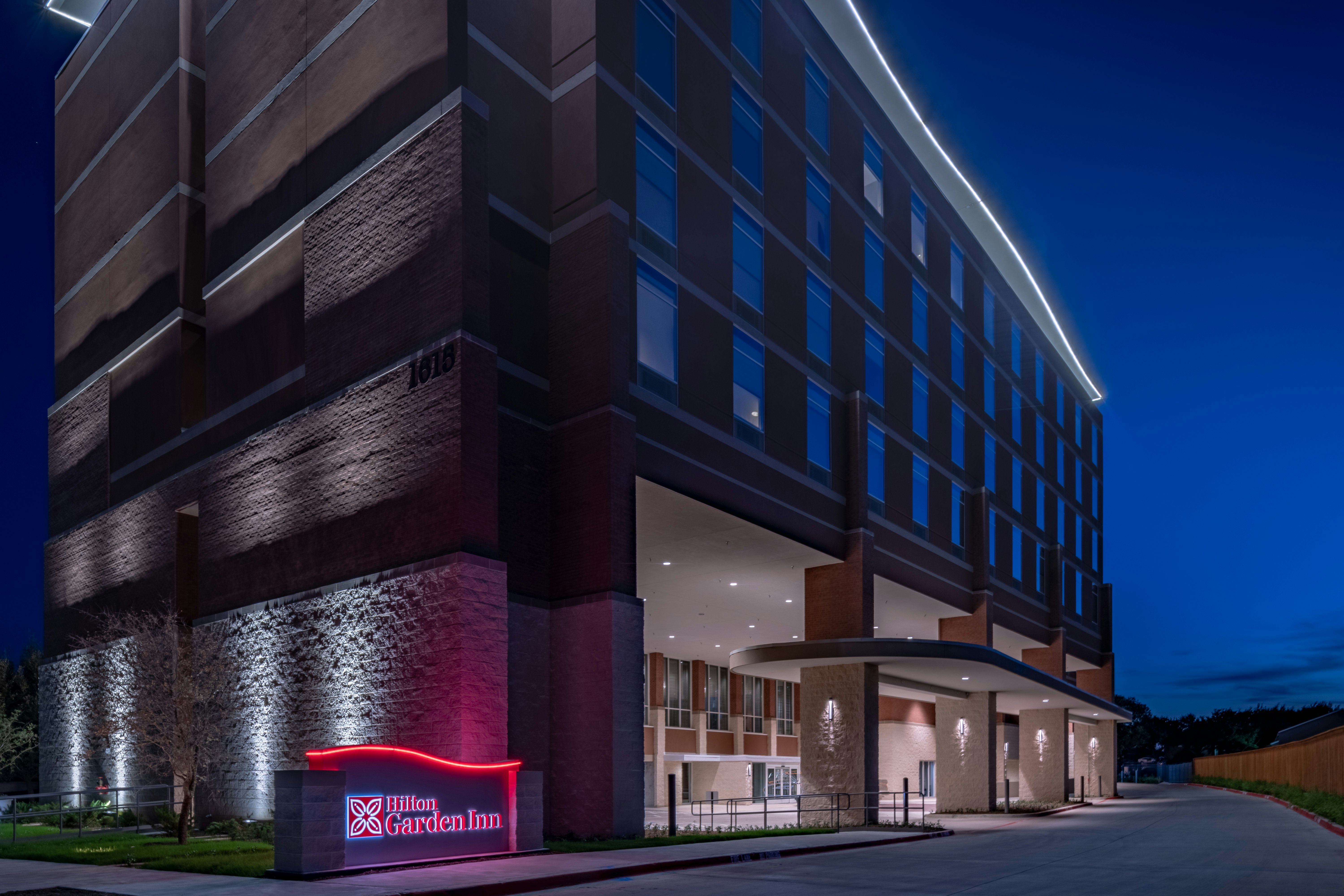 Hilton Garden Inn Dallas At Hurst Conference Center 53/53