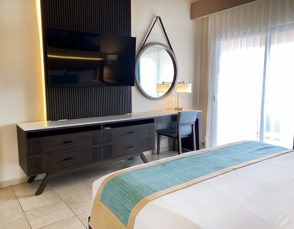 The Royal Sea Aquarium Resort 54/84
