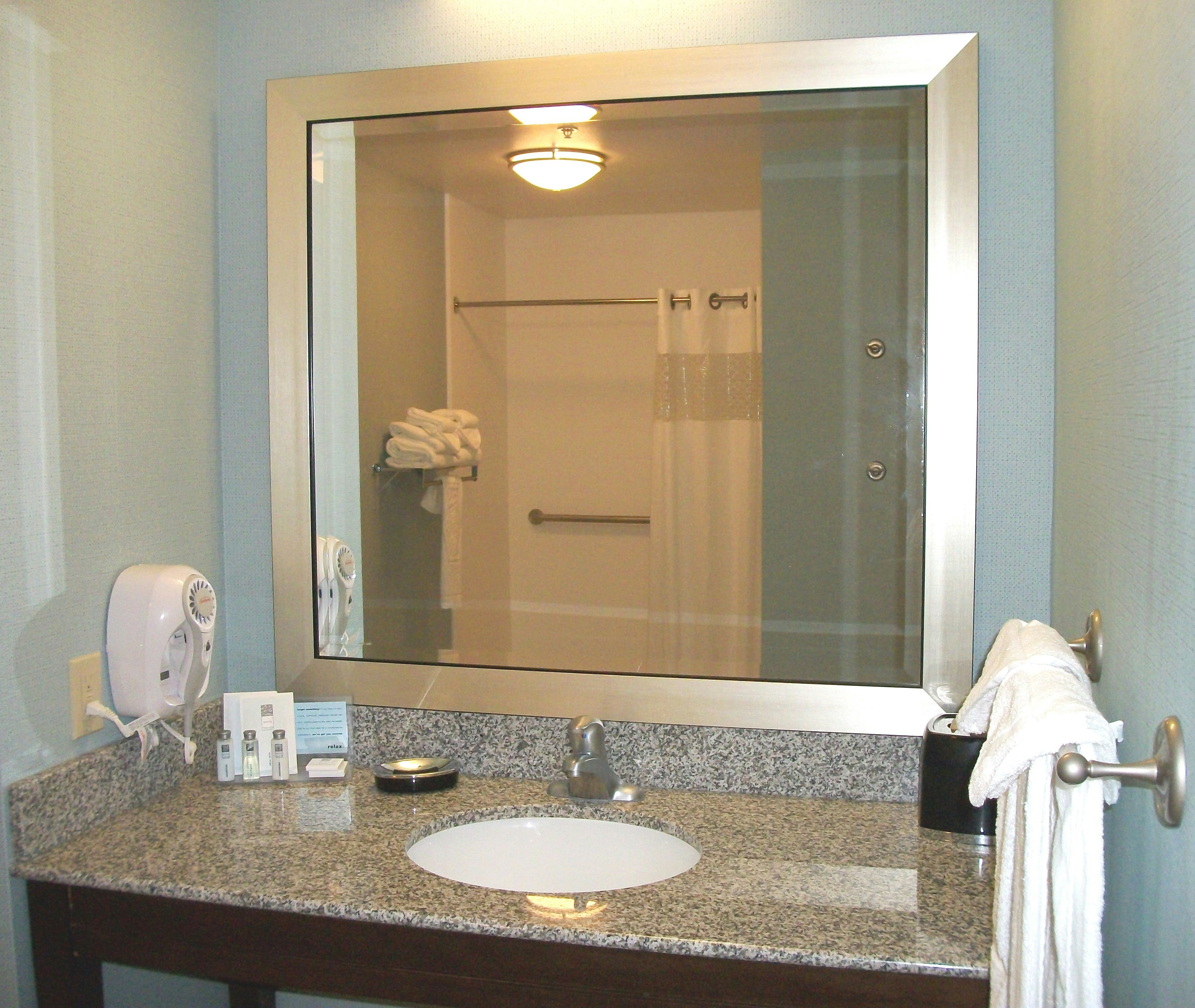 استوديو بسرير كينج مع أريكة، Hampton Inn Suites Manteca 5/10