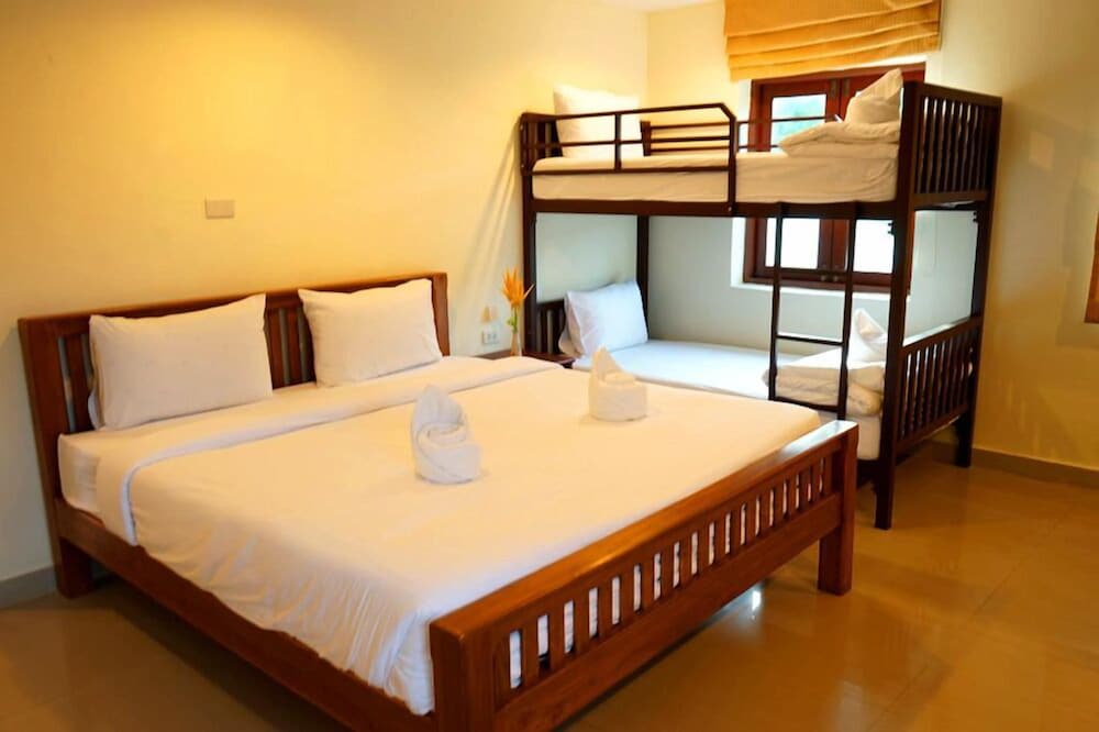 Hathai House Resort 20/48