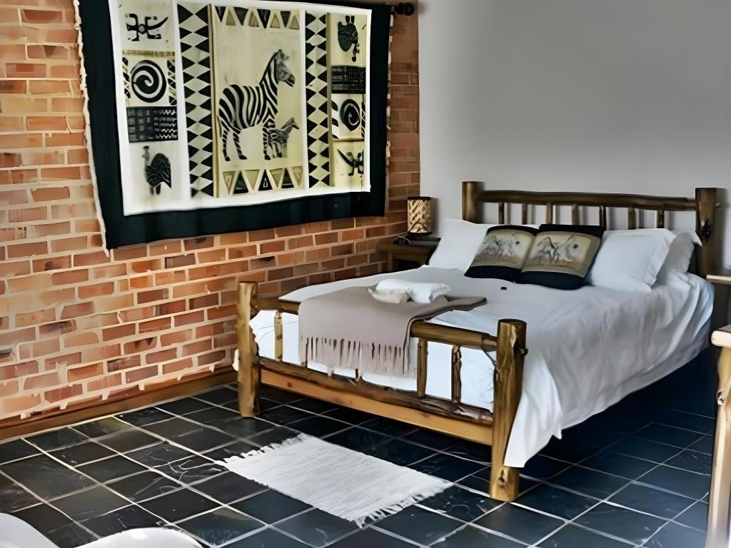 Travellers Nest Guesthouse 27/93