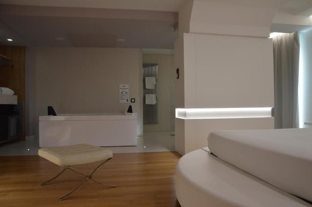 Suite Testani 12/58
