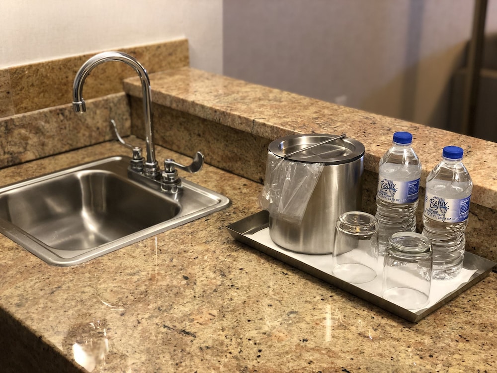 Radisson Lackawanna Station Hotel Scranton 40/40