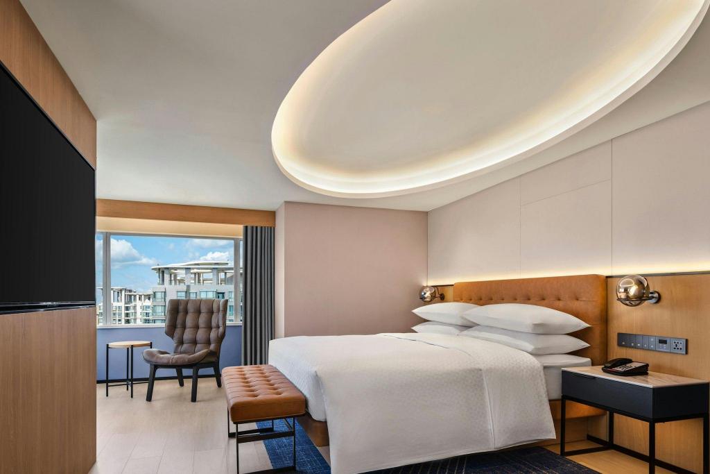 1 Bedroom, Delight, Suite, King Bed, City View