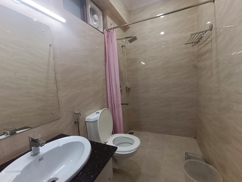 HOTEL GANGA AZURE 24/31