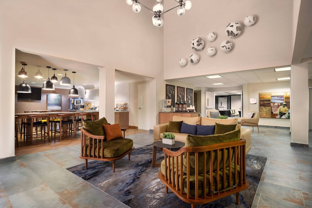 Fairfield Inn and Suites Napa Valley American Canyon 20/31