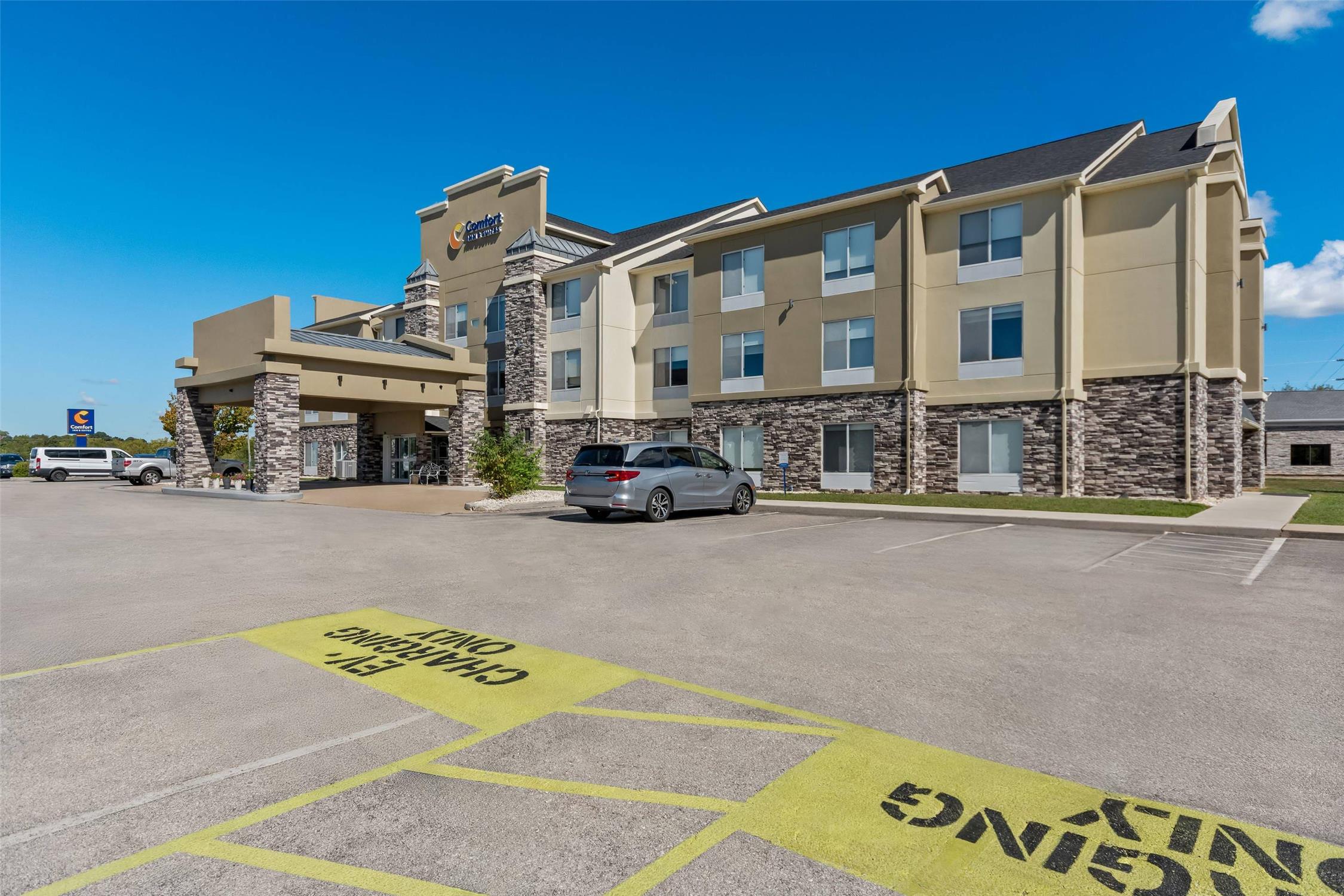 Comfort Inn & Suites Berea, KY 34/40