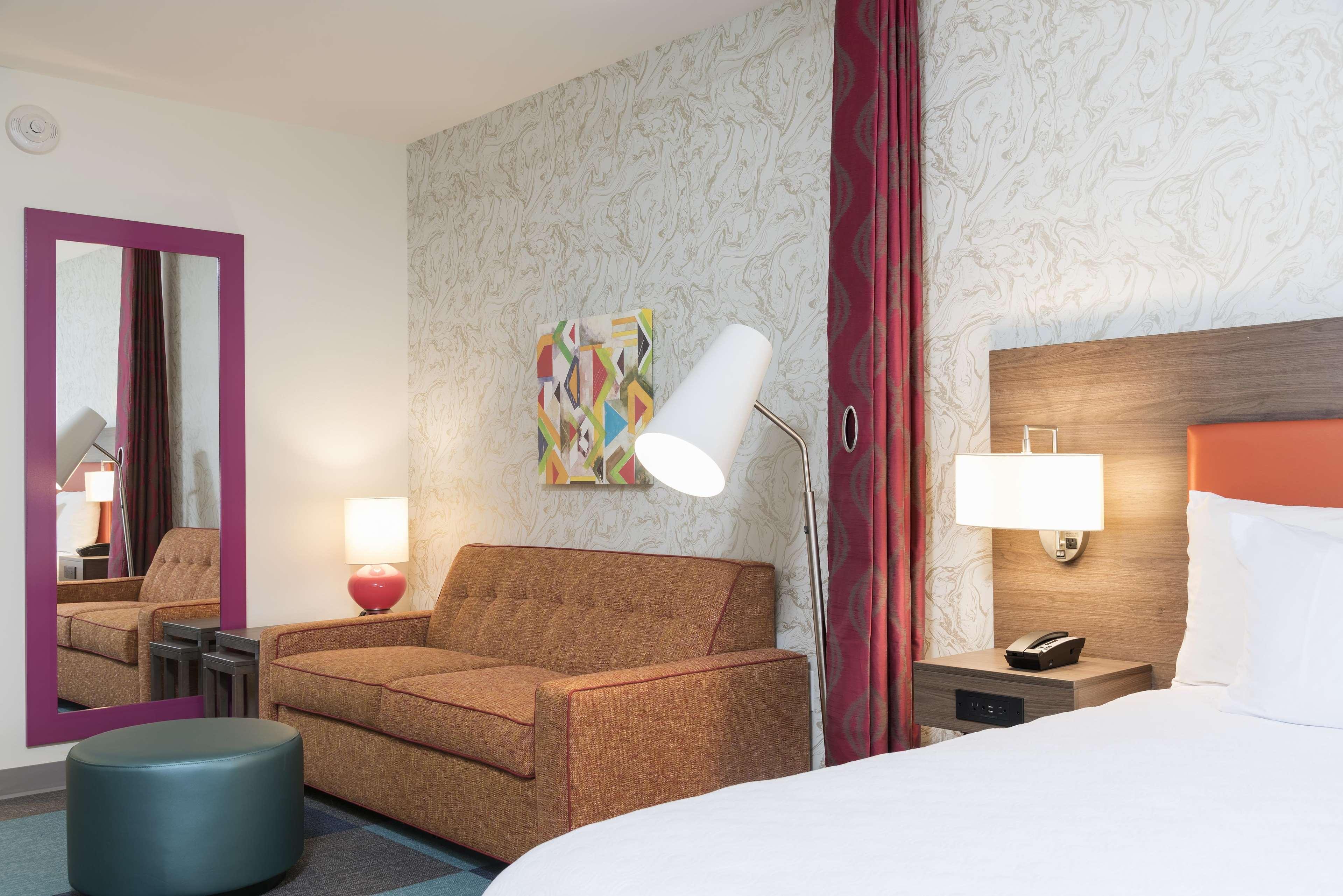 STUDIO, SUITE, QUEEN BED, ACCESSIBLE