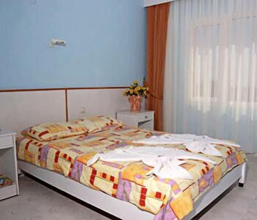 Golden Moon Apart Hotel 23/64