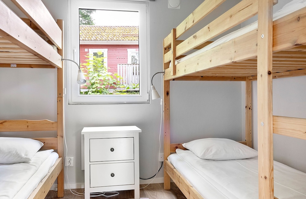 Sjöstugans Hotell & Stugby 14/50