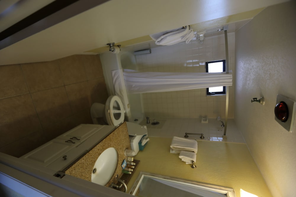 Shoreline Island Resort Exclusively Adult 47/50