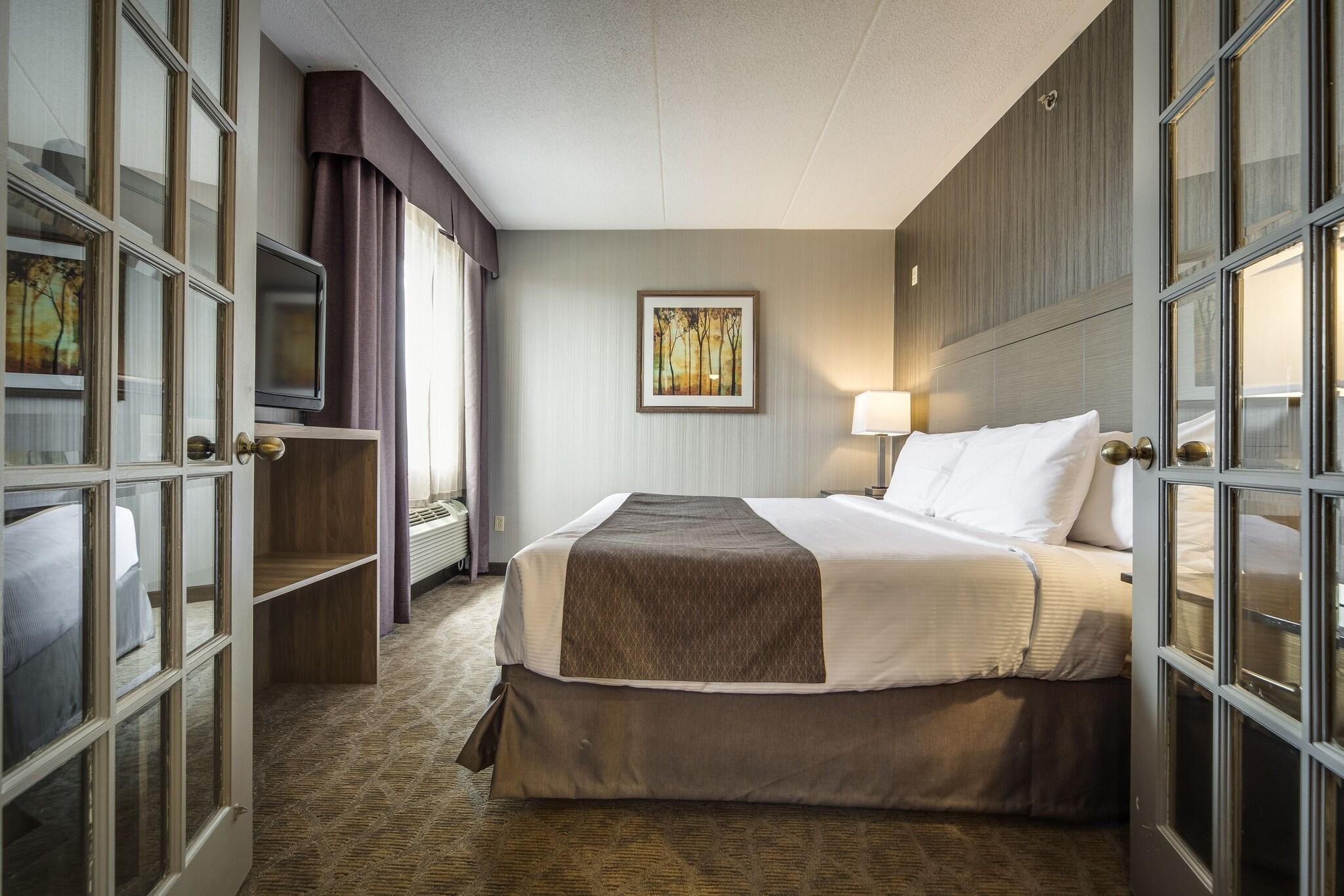 Deluxe, Suite, King Bed