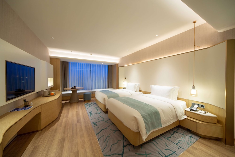 Courtyard, Deluxe, Twin Beds