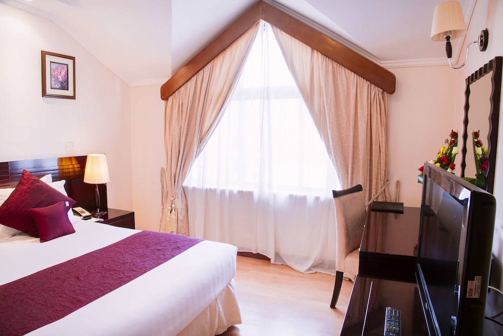 Boma Inn Nairobi 7/50