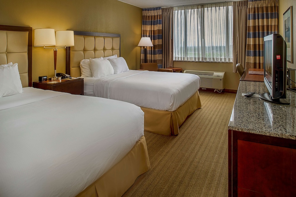 Doubletree By Hilton Hotel St Louis Westport 5/54
