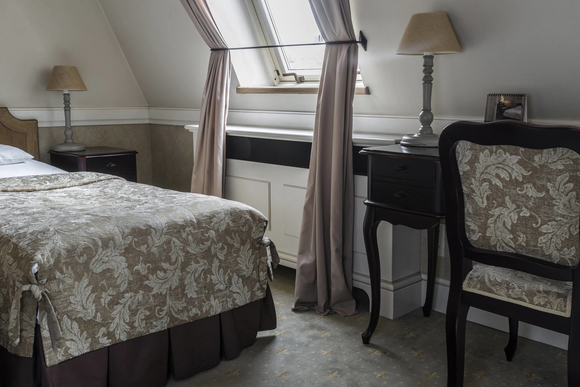 rooms