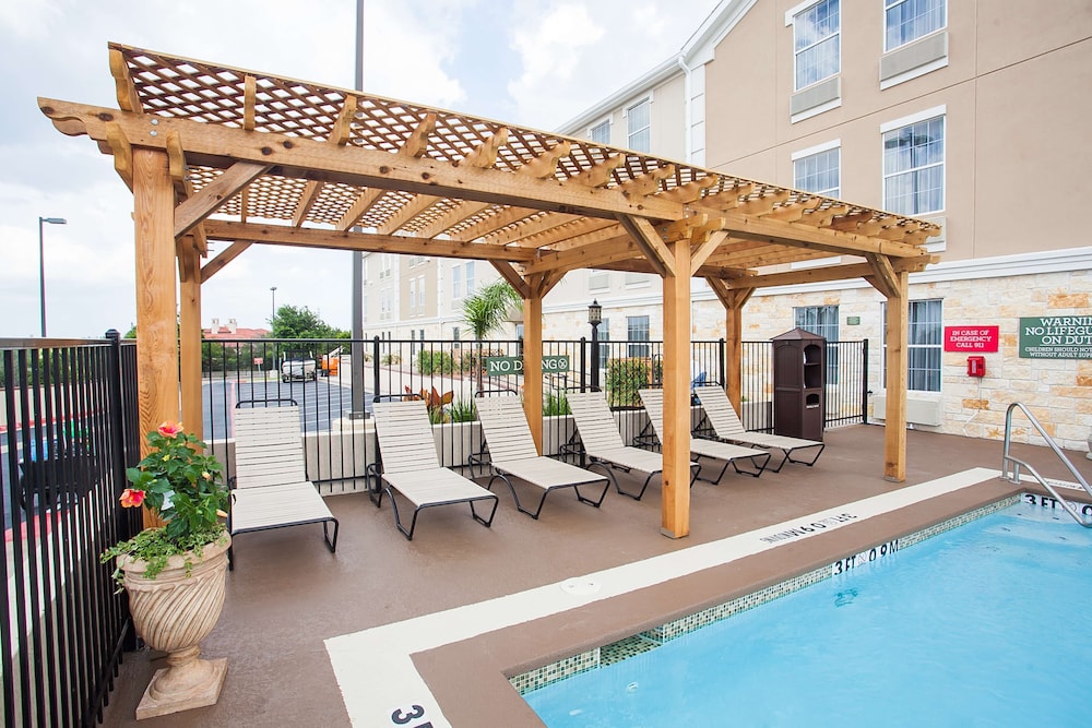 swimming pool spa