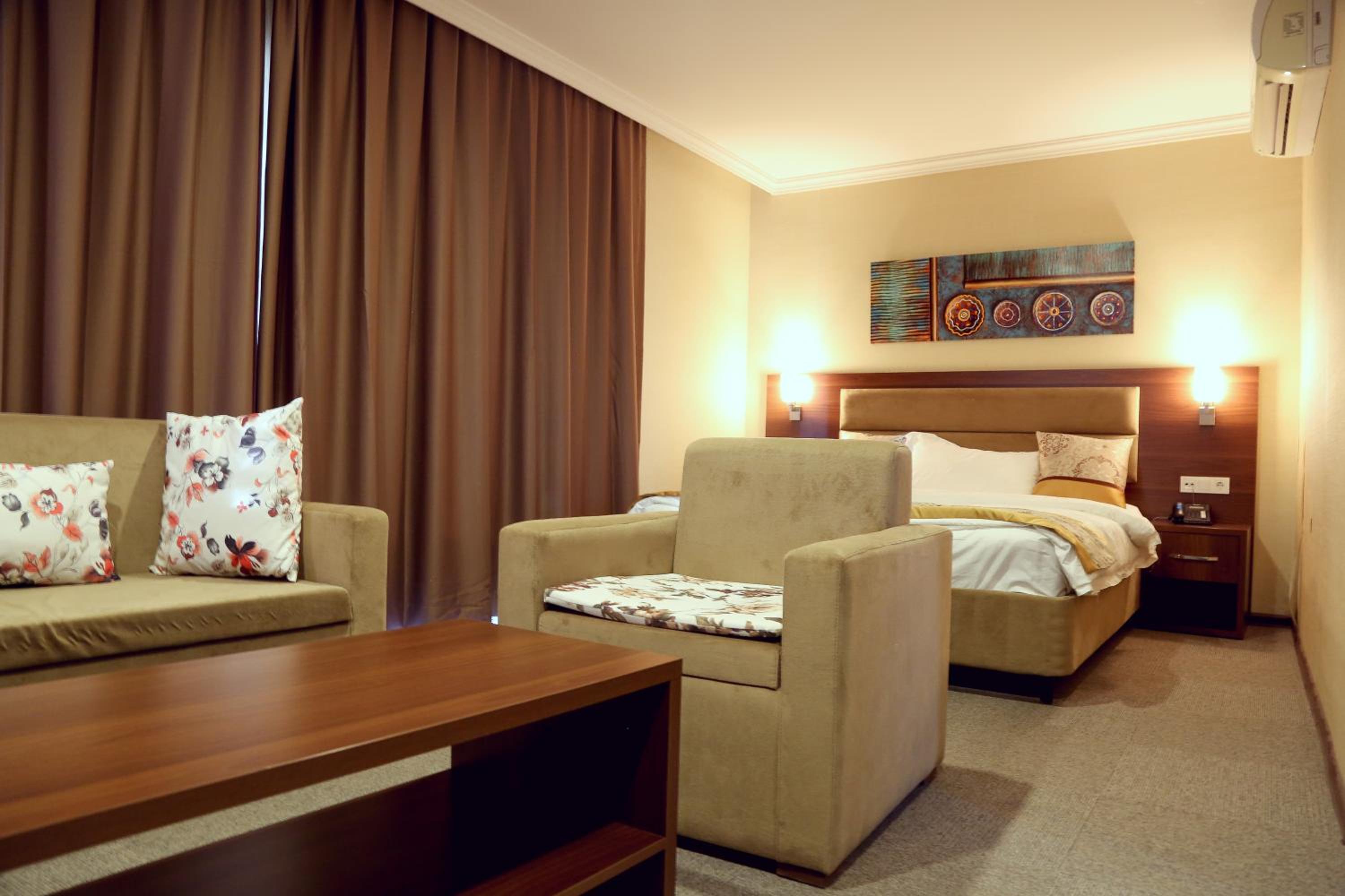 Halwachy Hotel 25/63